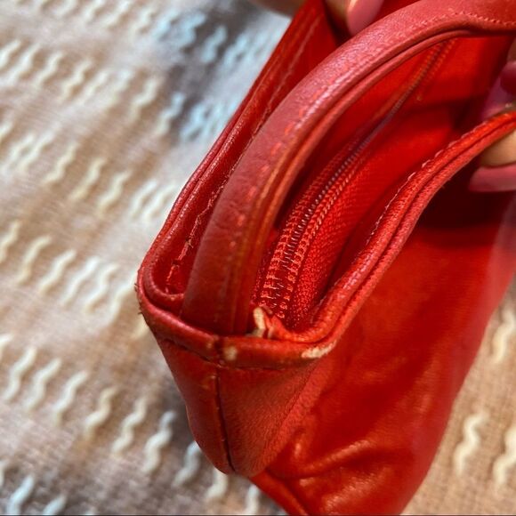 L.J. Simone New York Red Leather Purse - Picture 6 of 10